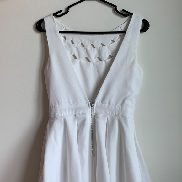 Lulu's Women's Flirting With Danger Cutout Ivory Mini Skater Dress Size S (EUC) - Picture 9 of 13
